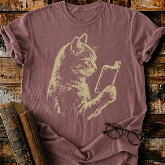 Vintage Cat Reader T-Shirt