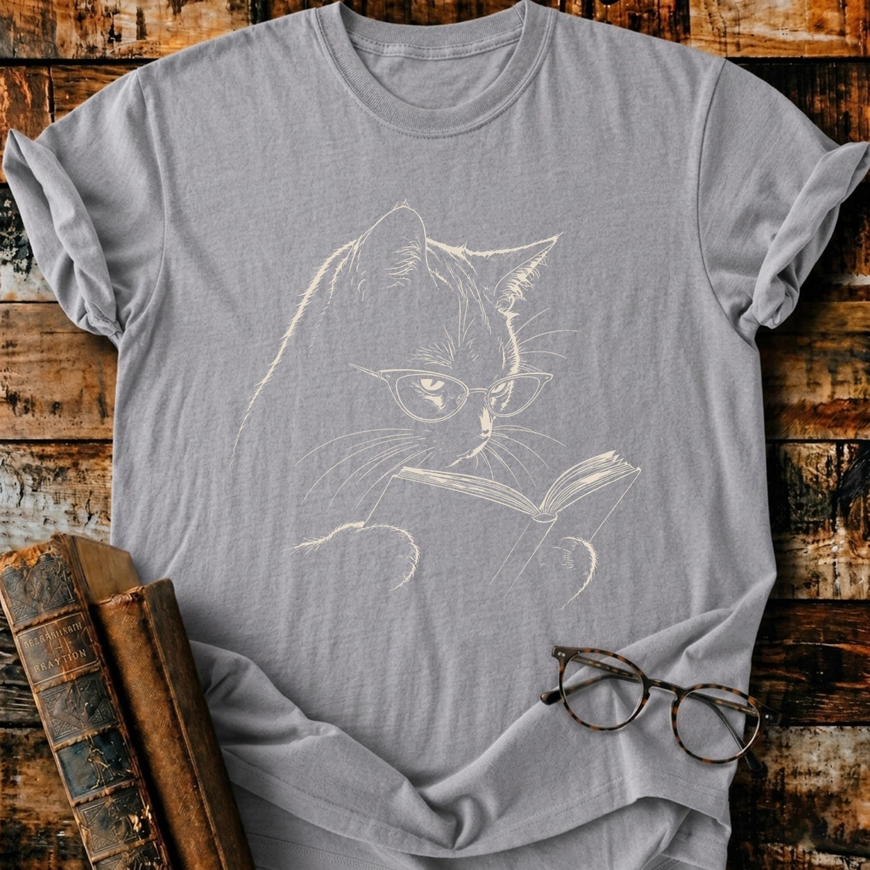 Vintage Reading Cat T-Shirt